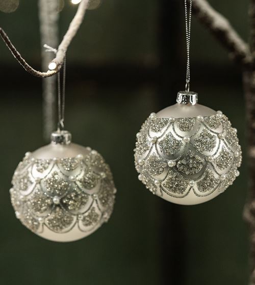 Julepynt, sølvglimmer med perler.jpeg